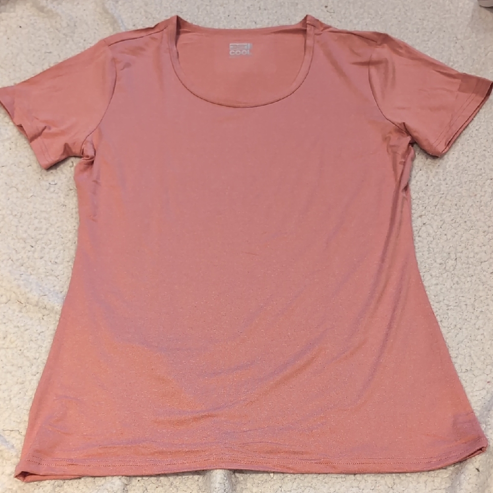 M: 32 Degree Cool Pink T-Shirt